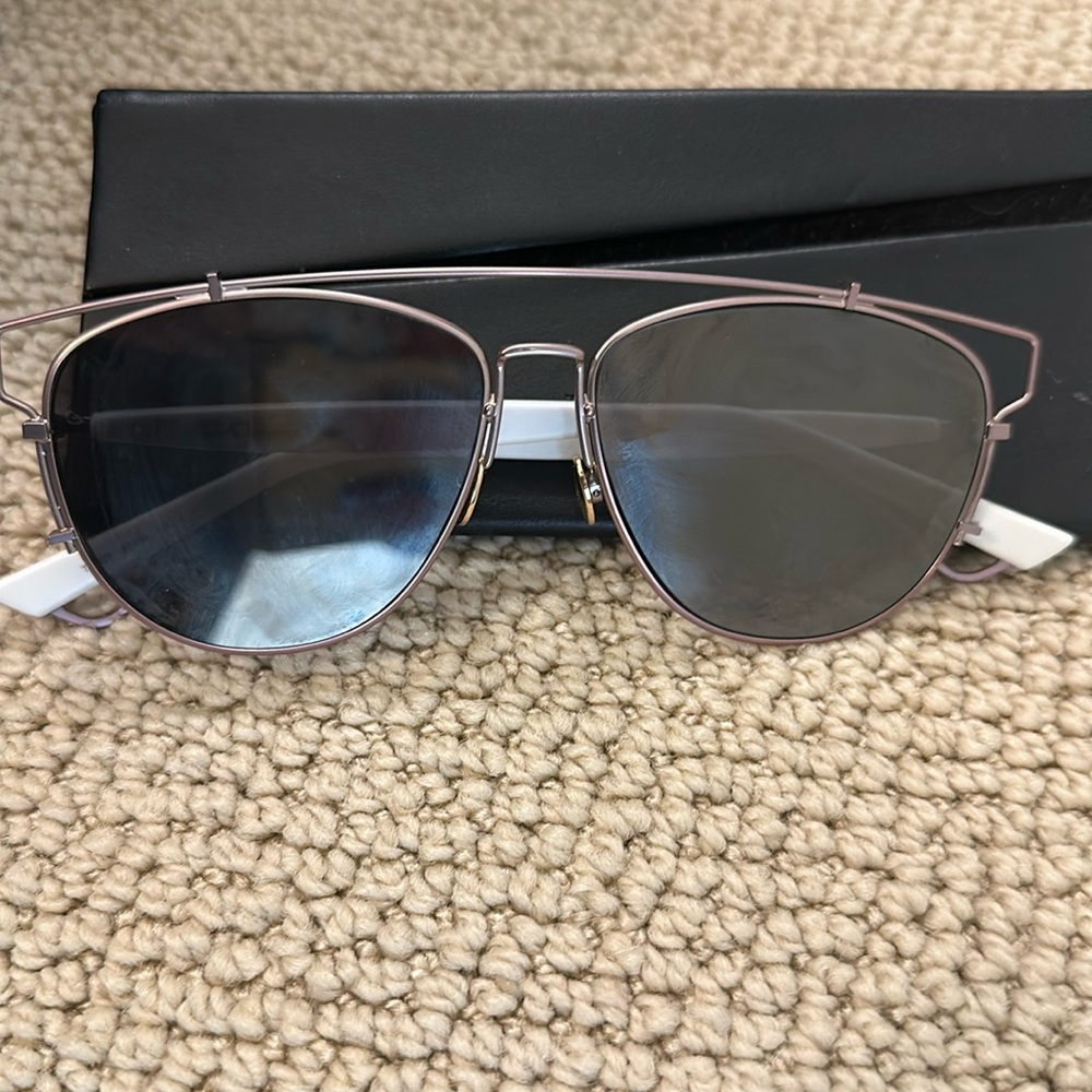 Dior rose gold rim sunglasses, comes with box and authentication card.